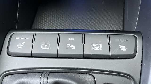 Hyundai I20 1.0T GDi 90 Tech Line 5dr DCT Red