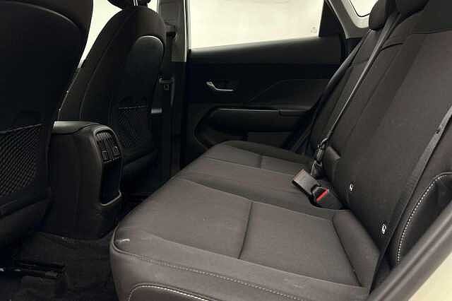 Hyundai KONA 1.6 T-GDi Advance Euro 6 (s/s) 5dr White