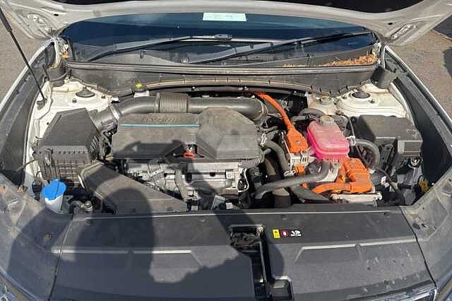 Hyundai TUCSON 1.6 TGDi Hybrid 230 Ultimate 5dr 2WD Auto White
