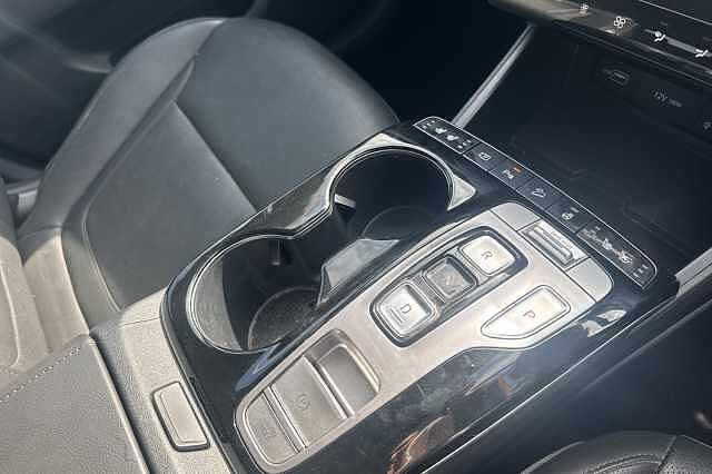 Hyundai TUCSON 1.6 TGDi Hybrid 230 Ultimate 5dr 2WD Auto White