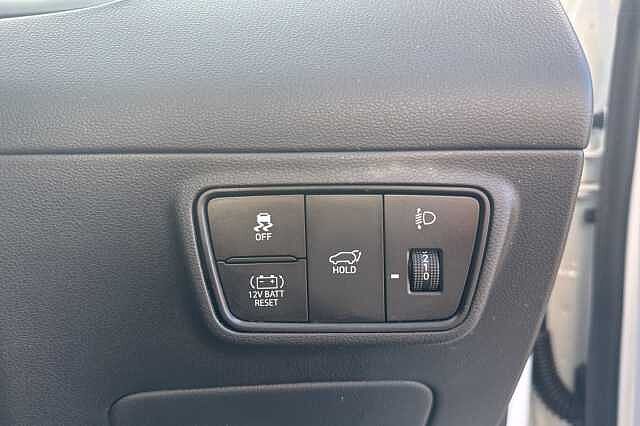 Hyundai TUCSON 1.6 TGDi Hybrid 230 Ultimate 5dr 2WD Auto White