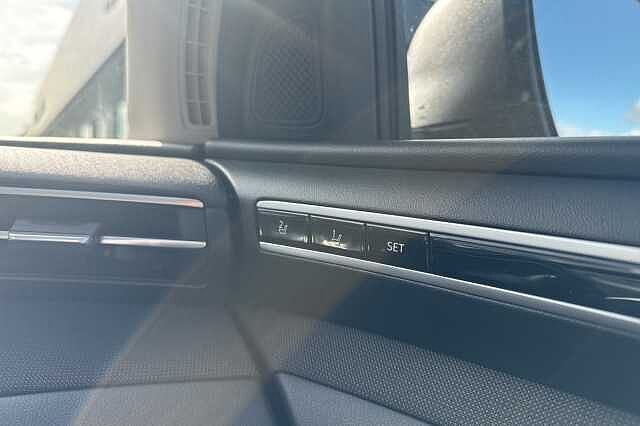 Hyundai TUCSON 1.6 TGDi Hybrid 230 Ultimate 5dr 2WD Auto White
