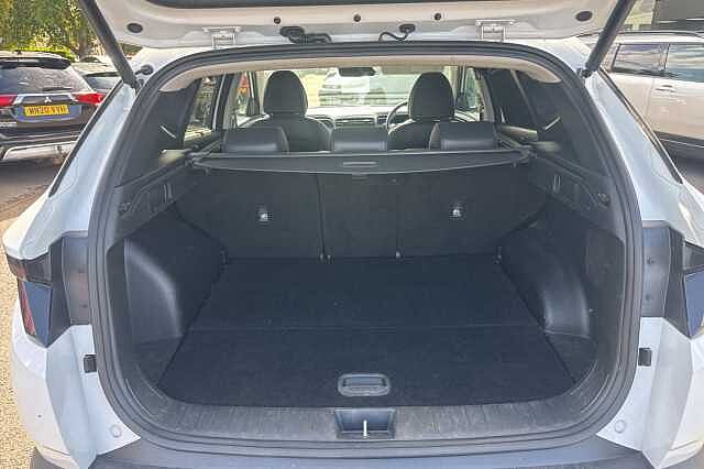 Hyundai TUCSON 1.6 TGDi Hybrid 230 Ultimate 5dr 2WD Auto White