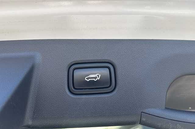 Hyundai TUCSON 1.6 TGDi Hybrid 230 Ultimate 5dr 2WD Auto White