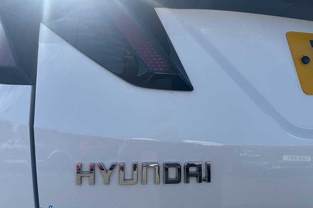 Hyundai TUCSON 1.6 TGDi Hybrid 230 Ultimate 5dr 2WD Auto White