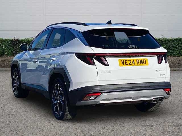 Hyundai TUCSON 1.6 T-GDi 13.8kWh Ultimate SUV 5dr Petrol Plug-in Hybrid Auto 4WD Euro 6 (s/s) ( White