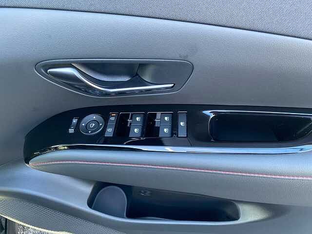 Hyundai TUCSON 1.6T Hybrid N Line Edition SUV 5dr Petrol Hybrid Auto Euro 6 (s/s) (239 ps) Black