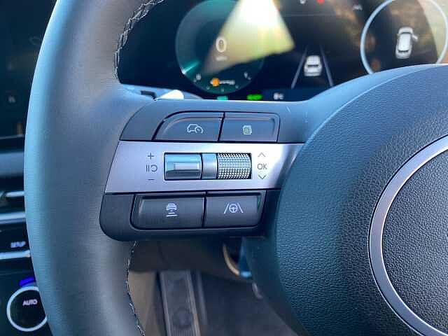 Hyundai TUCSON 1.6T Hybrid Black Line SUV 5dr Petrol Hybrid Auto Euro 6 (s/s) (239 ps) Grey