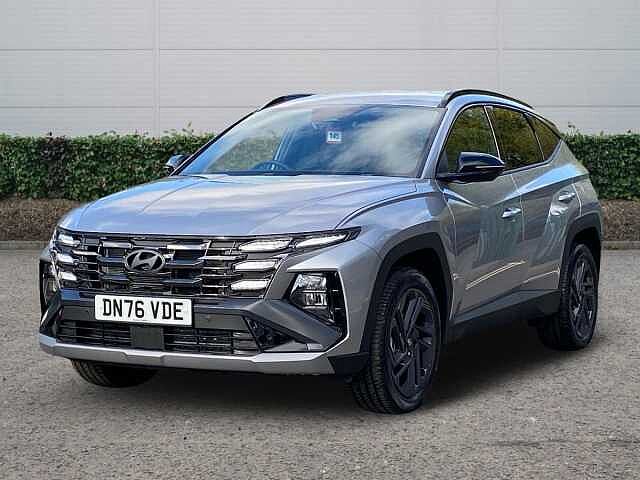 Hyundai TUCSON 1.6T Hybrid Black Line SUV 5dr Petrol Hybrid Auto Euro 6 (s/s) (239 ps) Silver