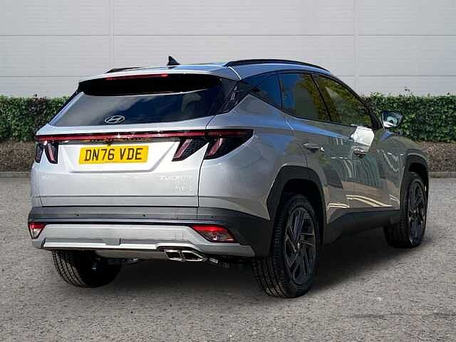 Hyundai TUCSON 1.6T Hybrid Black Line SUV 5dr Petrol Hybrid Auto Euro 6 (s/s) (239 ps) Silver