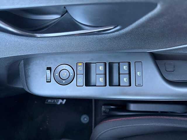 Hyundai KONA 160kW N Line 65kWh 5dr Auto Shimmering Silver