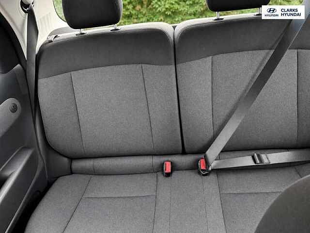 Hyundai INSTER Long Range 49kWh 01 SUV 5dr Electric Auto (115 ps)