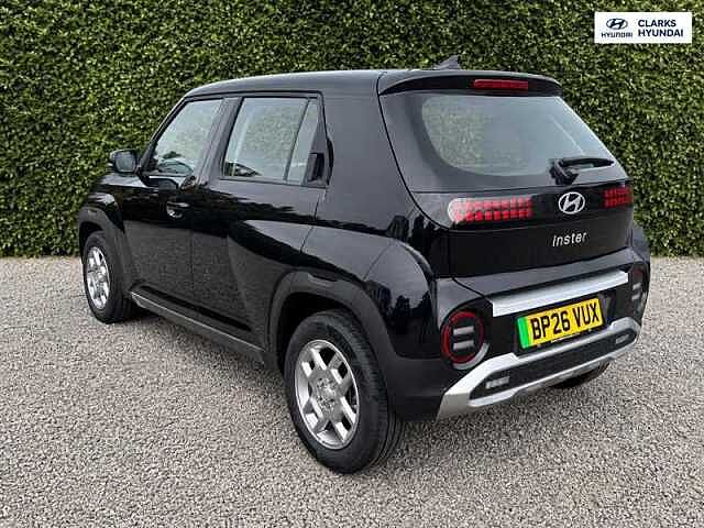 Hyundai INSTER Long Range 49kWh 01 SUV 5dr Electric Auto (115 ps)