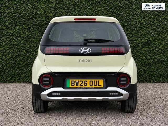 Hyundai INSTER Long Range 49kWh 01 SUV 5dr Electric Auto (115 ps)