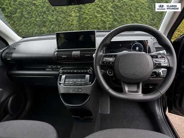 Hyundai INSTER Long Range 49kWh 01 SUV 5dr Electric Auto (115 ps) Black
