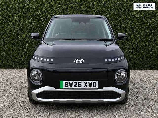 Hyundai INSTER Long Range 49kWh 01 SUV 5dr Electric Auto (115 ps) Black