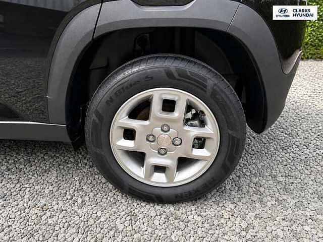 Hyundai INSTER Long Range 49kWh 01 SUV 5dr Electric Auto (115 ps) Black