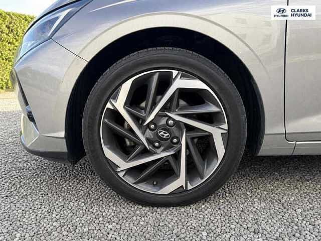 Hyundai I20 1.0 T-GDi MHEV Ultimate Hatchback 5dr Petrol Hybrid Manual Euro 6 (s/s) (100 ps) Black