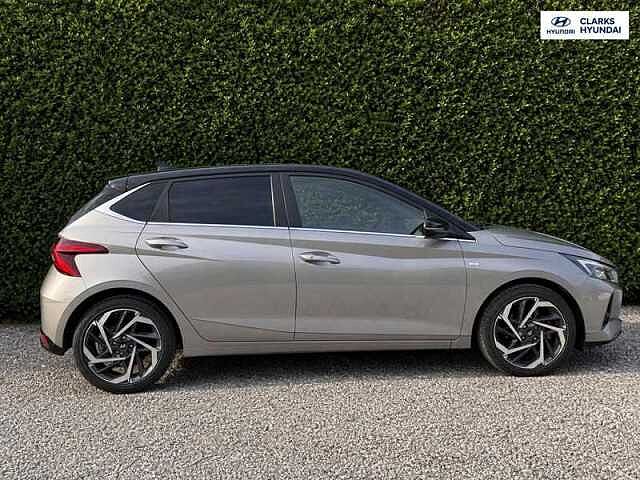 Hyundai I20 1.0 T-GDi MHEV Ultimate Hatchback 5dr Petrol Hybrid Manual Euro 6 (s/s) (100 ps) Black