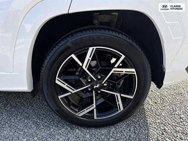 Hyundai TUCSON 1.6 T-GDi N Line S SUV 5dr Petrol Hybrid Auto Euro 6 (s/s) (215 ps) White