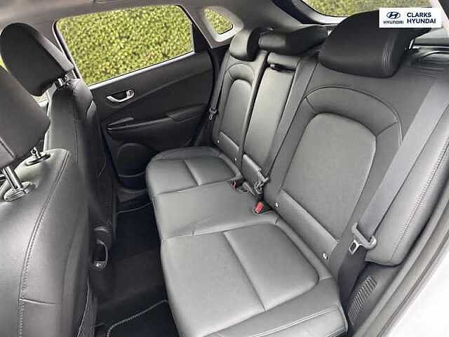 Hyundai KONA 1.0 T-GDi MHEV Ultimate SUV 5dr Petrol Hybrid Manual Euro 6 (s/s) (120 ps) White