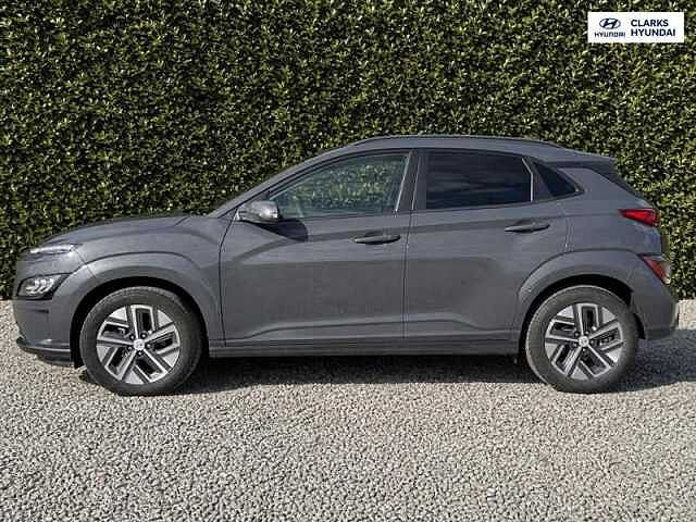 Hyundai KONA 64kWh Premium SUV 5dr Electric Auto (10.5kW Charger) (204 ps) Grey
