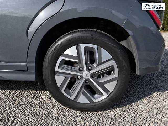 Hyundai KONA 64kWh Premium SUV 5dr Electric Auto (10.5kW Charger) (204 ps) Grey