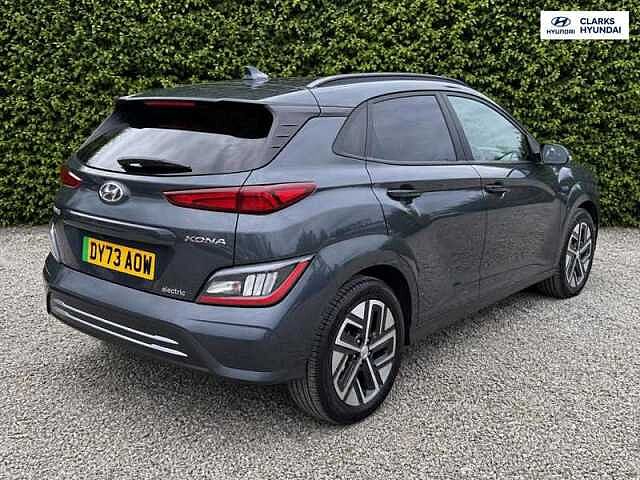 Hyundai KONA 64kWh Premium SUV 5dr Electric Auto (10.5kW Charger) (204 ps) Grey