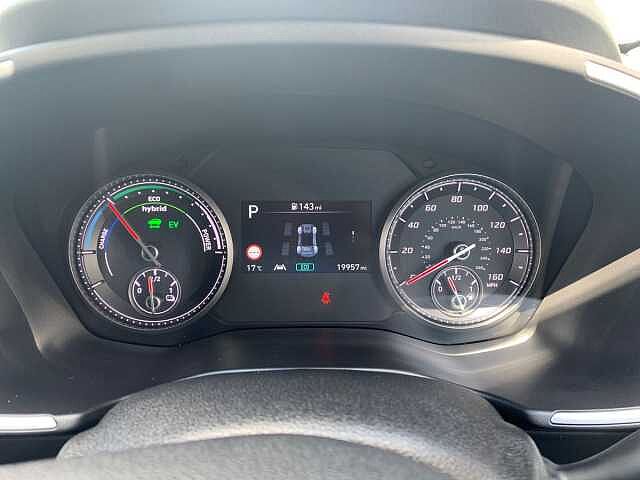 Hyundai Santa Fe 1.6 TGDi Hybrid Premium 5dr 4WD Auto