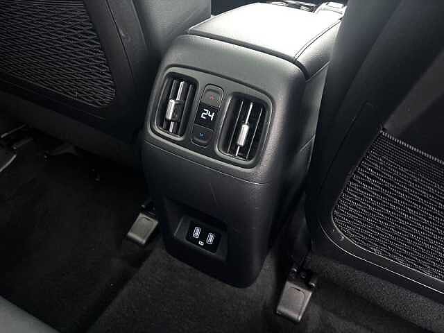 Hyundai TUCSON 1.6 TGDi Hybrid 230 Ultimate 5dr 2WD Auto Red