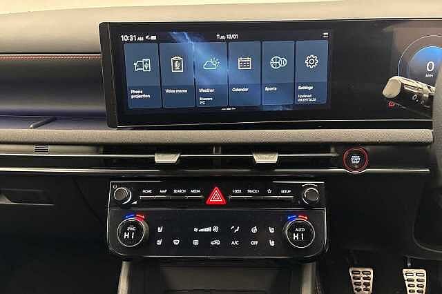 Hyundai Santa Fe 1.6 TGDi Plug-in Hybrid Ultimate 5dr 4WD Auto