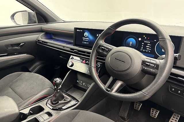 Hyundai Santa Fe 1.6 TGDi Plug-in Hybrid Ultimate 5dr 4WD Auto