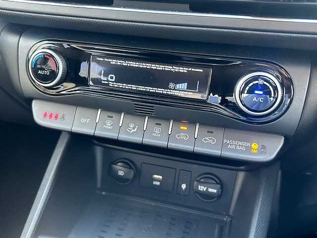 Hyundai Kona 1.0 TGDi 48V MHEV Premium 5dr