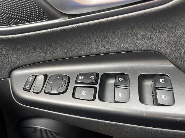 Hyundai Kona 1.6 GDi Hybrid Ultimate 5dr DCT