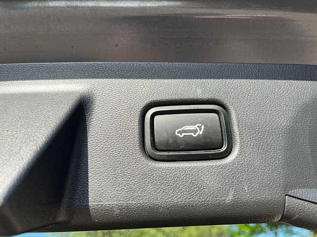 Hyundai Tucson 1.6T Plug-in Hybrid Premium 5dr 4WD Auto