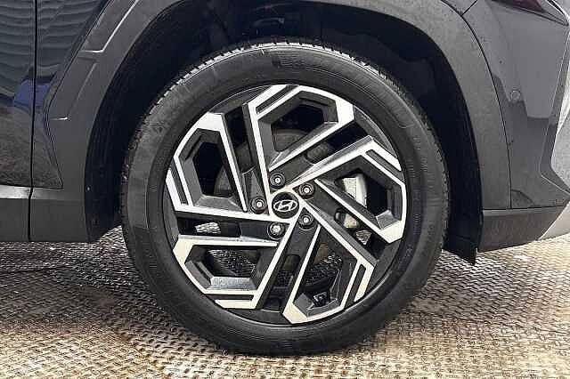 Hyundai TUCSON 1.6T Plug-in Hybrid Ultimate 5dr Auto Black
