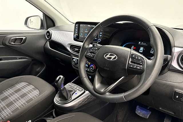 Hyundai i10 1.0 [63] Premium 5dr Auto [Nav]