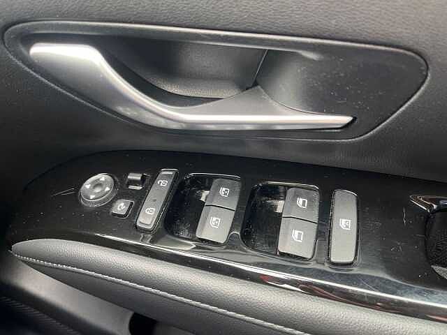 Hyundai Tucson 1.6 TGDi Hybrid 230 SE Connect 5dr 2WD Auto