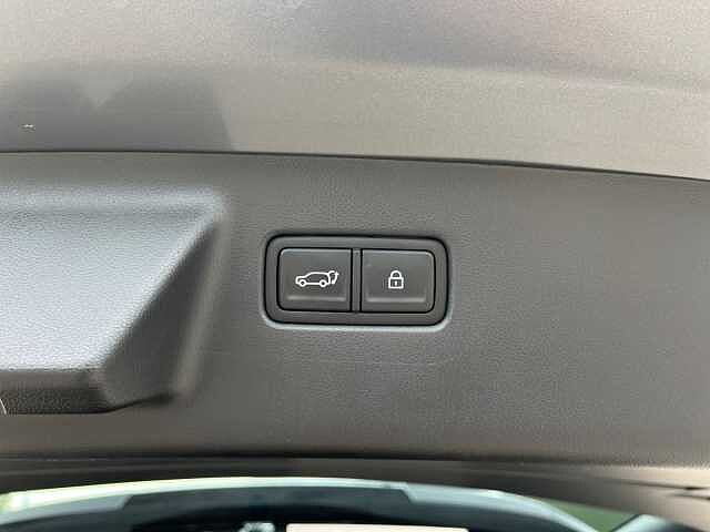 Hyundai Santa Fe 1.6 TGDi Plug-in Hybrid Calligraphy 5dr 4WD Auto