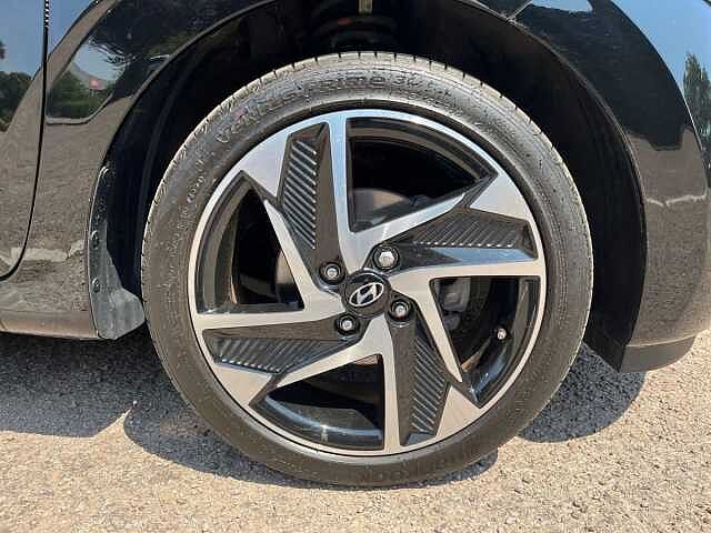 Hyundai i10 1.2 [79] Premium 5dr Auto [Nav]