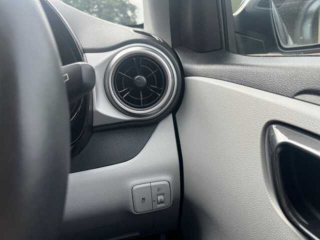 Hyundai I10 1.2 MPi Premium 5dr Auto Green