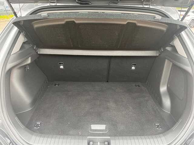 Hyundai KONA 1.6 GDi Hybrid Premium 5dr DCT Grey