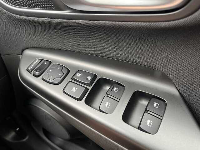 Hyundai KONA 1.6 GDi Hybrid Premium 5dr DCT Grey