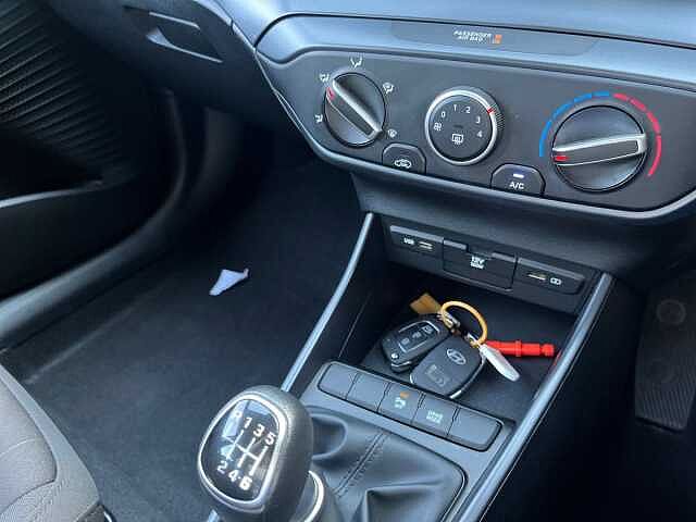 Hyundai Bayon 1.0 TGDi 48V MHEV SE Connect 5dr