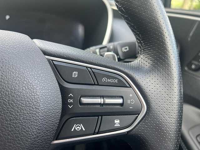 Hyundai SANTA FE 1.6 TGDi Hybrid Ultimate 5dr Auto Grey