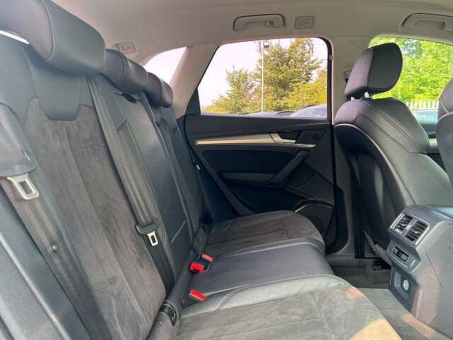 Audi Q5 2.0 TDI Quattro Sport 5dr S Tronic Grey