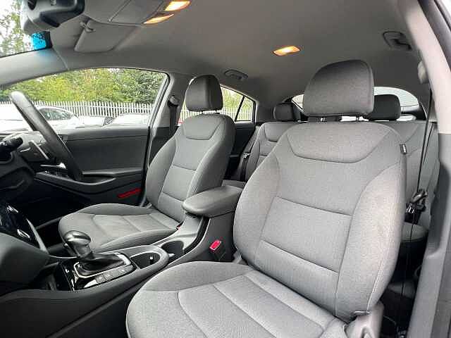 Hyundai Ioniq 1.6 GDi Hybrid Premium 5dr DCT