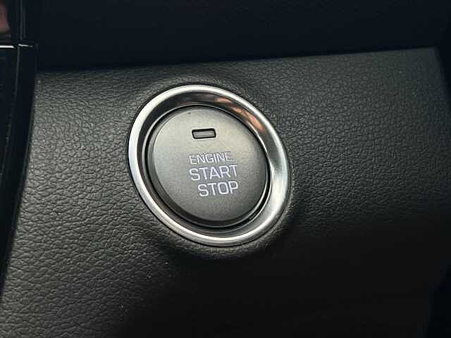 Hyundai Ioniq 1.6 GDi Hybrid Premium 5dr DCT