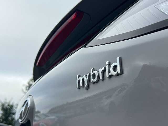Hyundai Ioniq 1.6 GDi Hybrid Premium 5dr DCT
