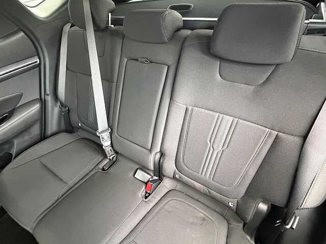 Hyundai TUCSON 1.6 T-GDi Premium Euro 6 (s/s) 5dr Black